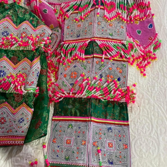 Vintage Hmong Chinese - Picture 5 of 7